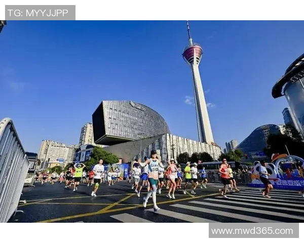 成都攀岩队在城市马拉松中的状态表现分析与点评